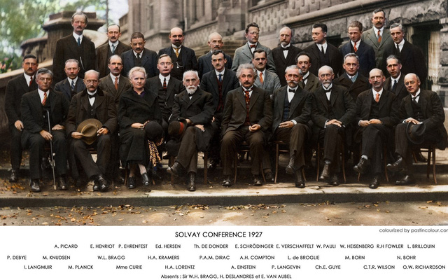 Ảnh chụp các nhà khoa học tham gia Hội nghị Solvay năm 1927.